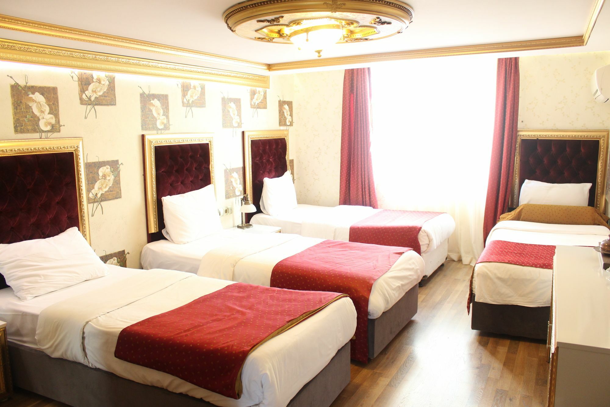 Marmara Deluxe Hotel Istanbul Exterior photo